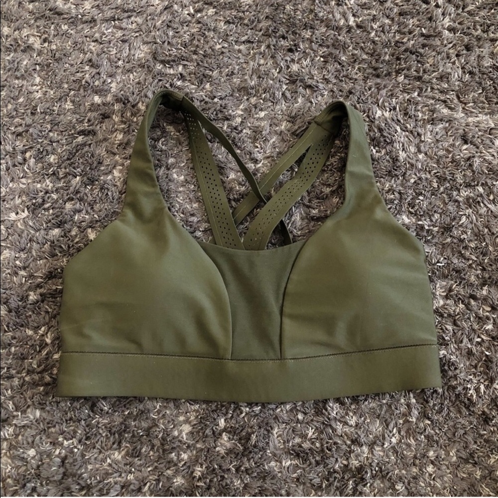 Lululemon Sports Bra NWOT
